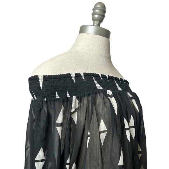H&M Black White Printed Off The Shoulder Long Sleeve Beachy Sheer Blouse Size 6 - Picture 8 of 10